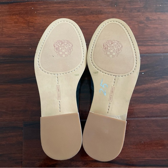 Vince Camuto Leather VC-Jorda Loafer Women S 7.5M /38 Grey Suede .(X-9) - Picture 7 of 8